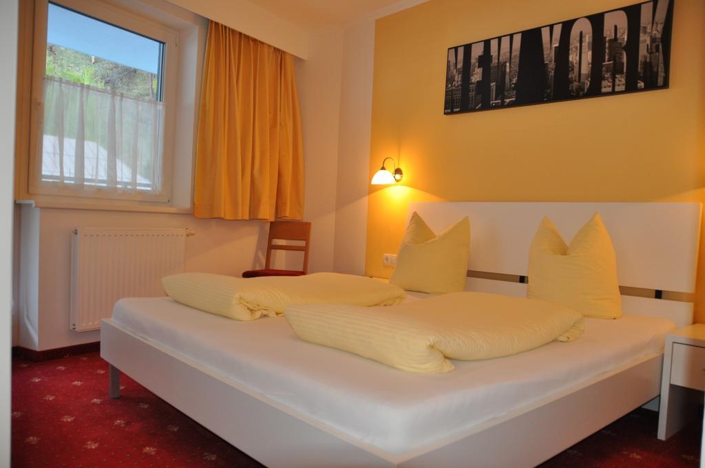 Appartement Sporthütte Fiegl Sölden Zimmer foto